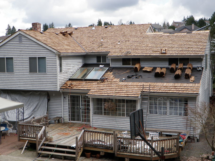 Seattle Roofer - Johnson Roofing & Gutters